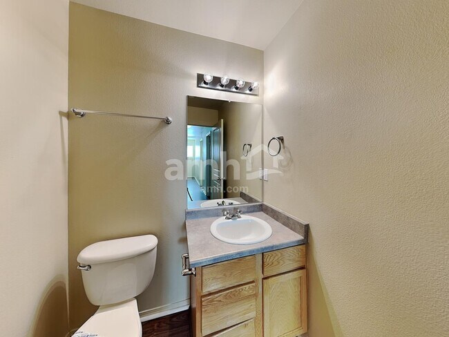 Building Photo - 2776 Willow Way