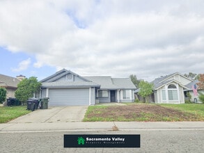 Building Photo - 6916 Shady Woods Way