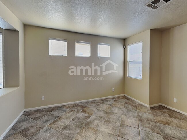 Building Photo - 1335 Milldale Ct