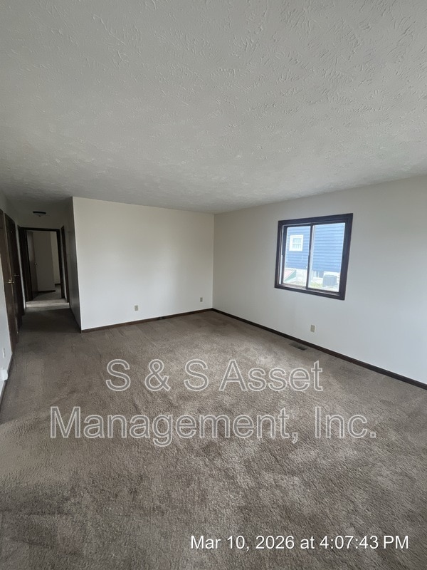 Building Photo - 511 Brynford Ave