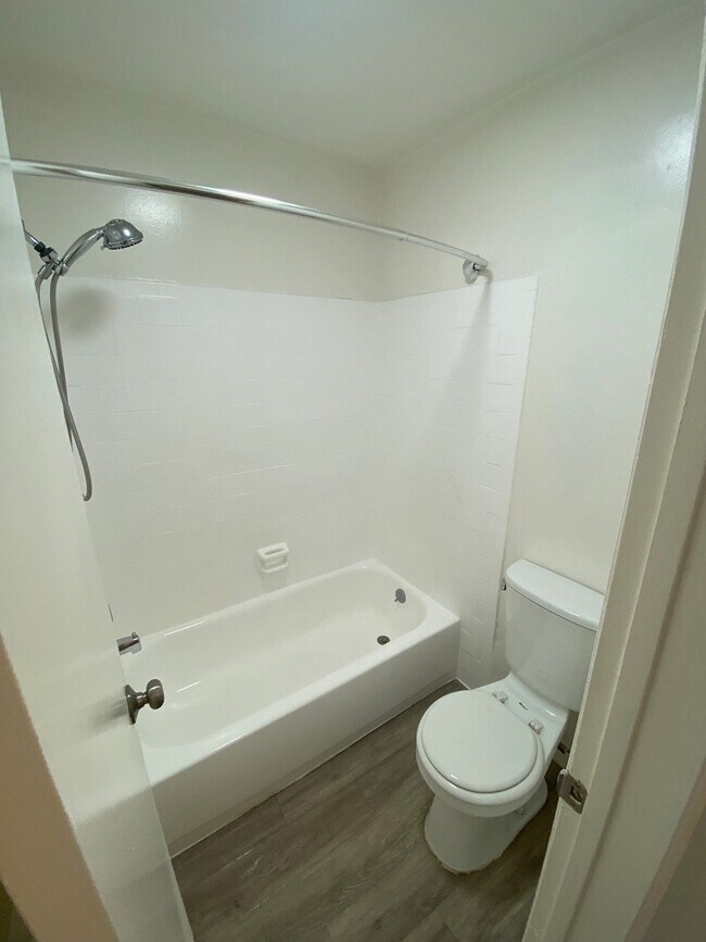 Building Photo - 5307 Sepulveda Blvd