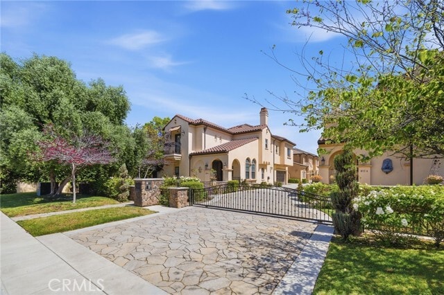 Building Photo - 612 S 2nd Ave