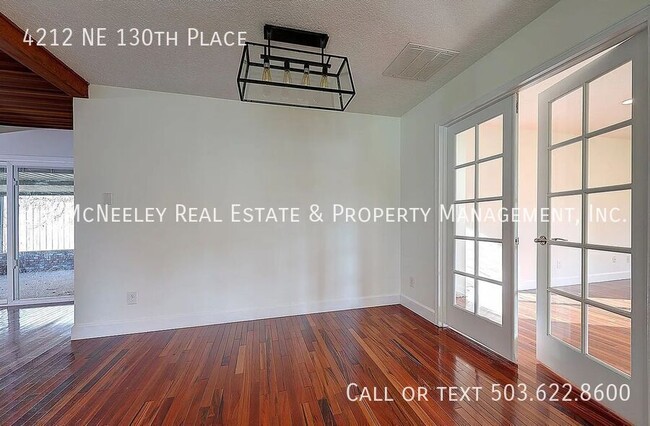 Building Photo - Available Mid-January - Remodeled NE Portl...