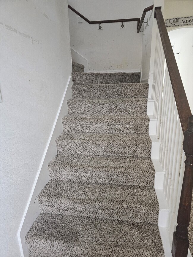 Building Photo - 12717 Yoshino Cherry St