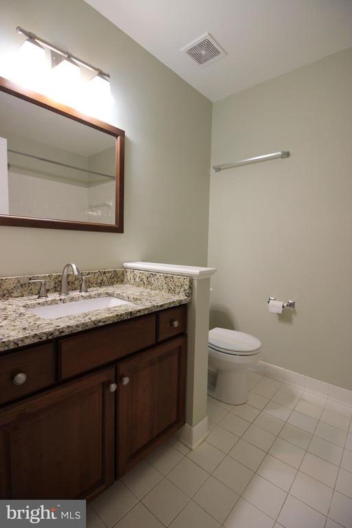 Building Photo - 12058 Edgemere Cir