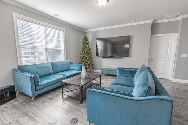 Building Photo - 2785 Stellar Loop