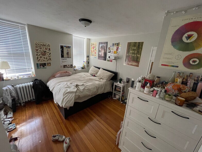 Unit 1 - 222 Hanover St