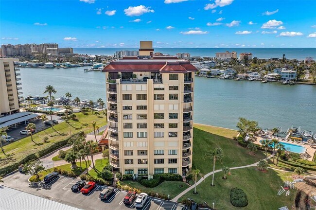 Building Photo - 700 Island Way