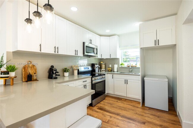 Building Photo - 10050 SW 171st St