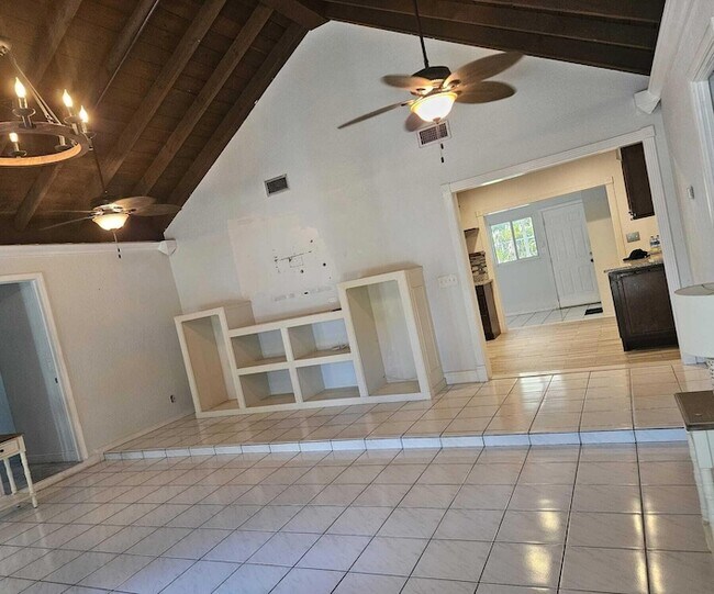 Building Photo - 1943 Kirk Rd