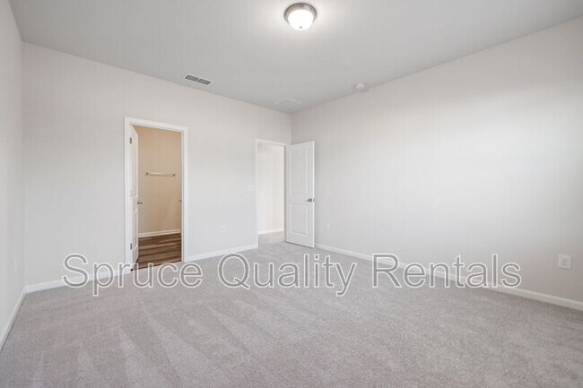 Building Photo - 3501 Sugarplum Rd