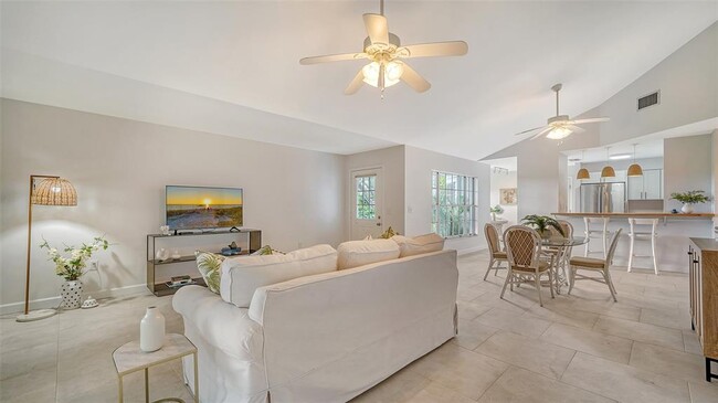 Building Photo - 6467 Carrington Cir
