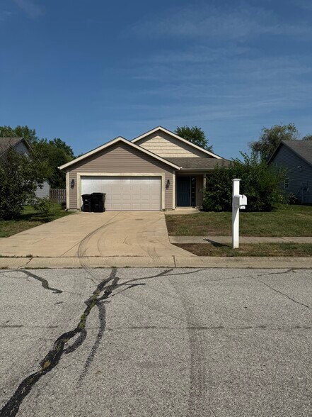 Primary Photo - 2835 Atlas Dr