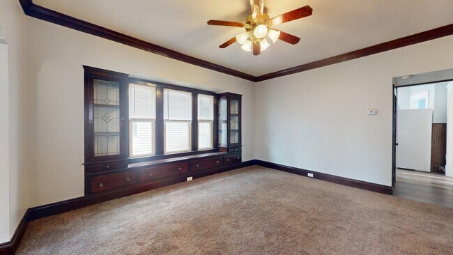 Building Photo - 3590 W 47th St