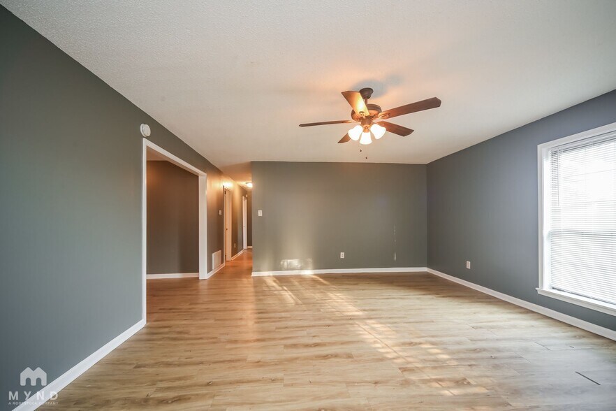 Building Photo - 5704 Westminister Ln