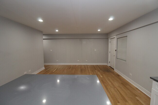 Building Photo - 1411 W Taylor St