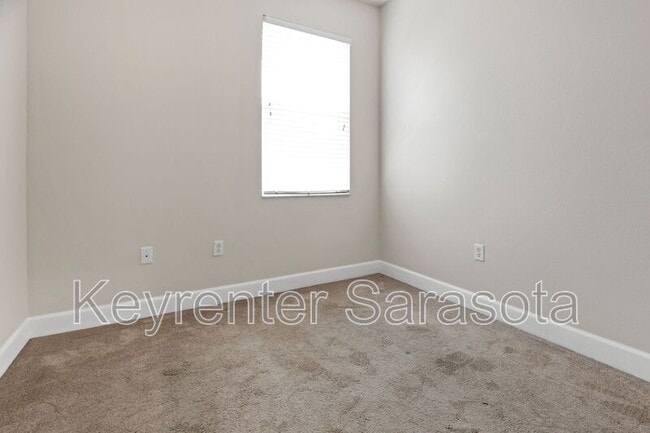 Building Photo - 8078 Moonstone Dr