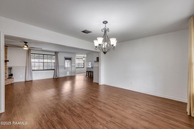 Building Photo - 315 S Philo Dr