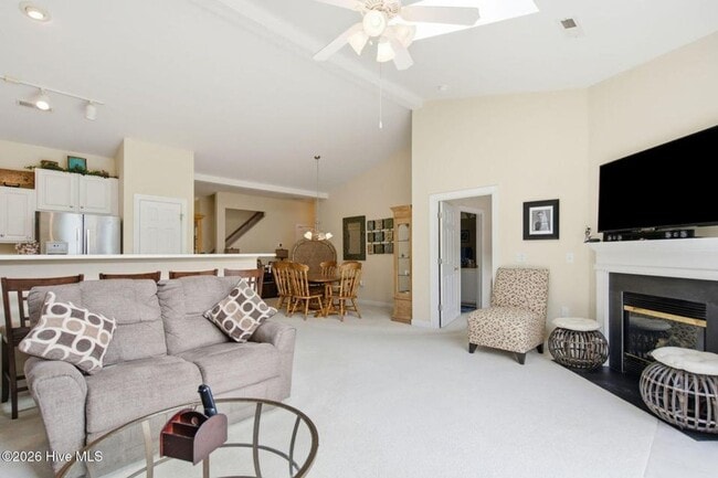Building Photo - 5006 Carleton Dr