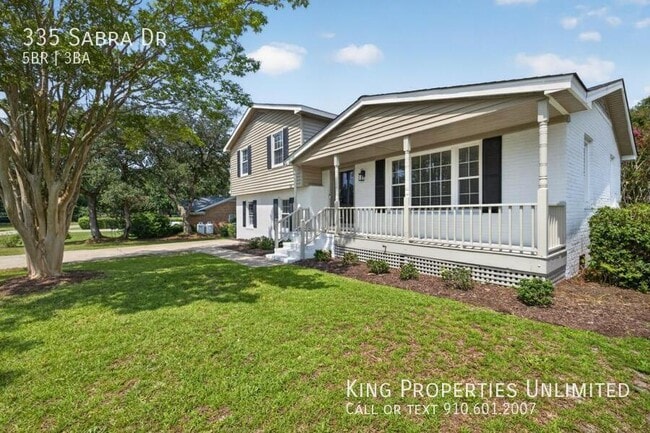 Building Photo - 335 Sabra Dr