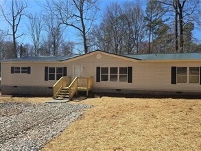 Building Photo - 465 Redwood Dr