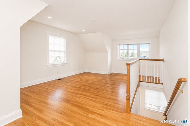 Building Photo - 55 Southport Ridge