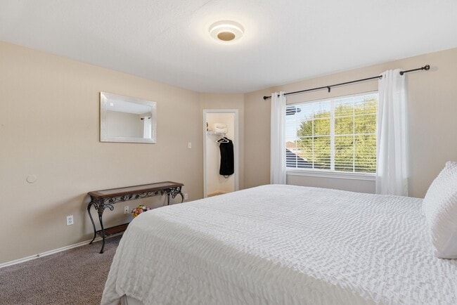 Building Photo - 9519 Maple Green Ln