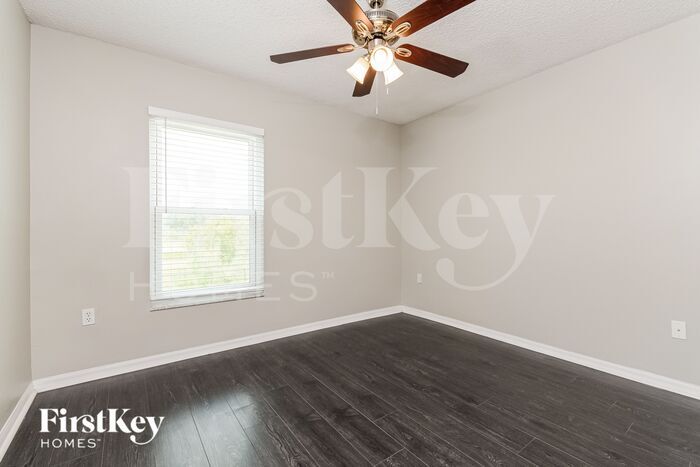 Building Photo - 205 Thornbush Pkwy