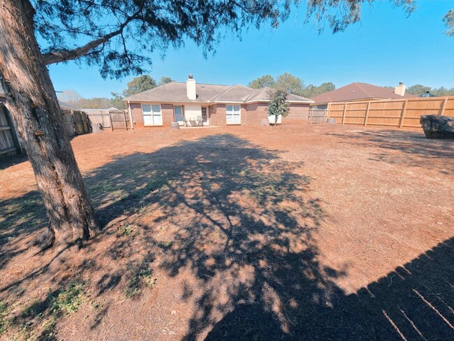 Building Photo - 5016 Stone Park Dr