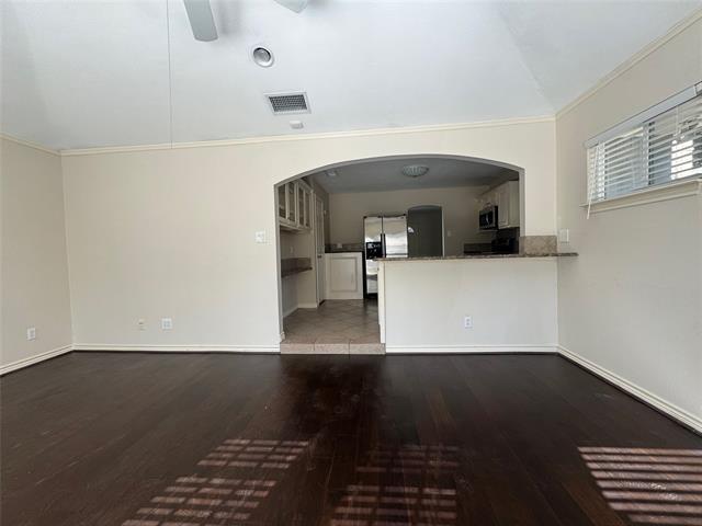 Building Photo - 4918 Thrush St