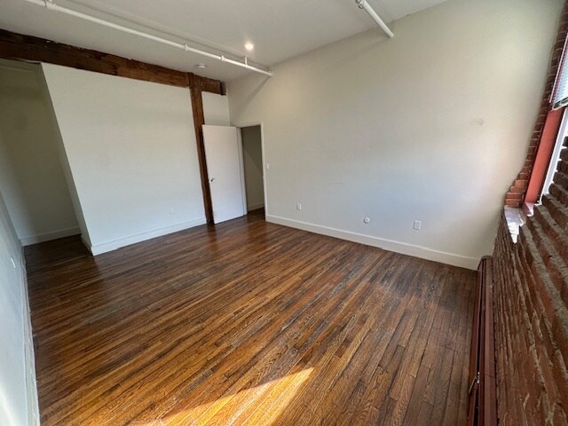 Building Photo - 614 Columbus Ave