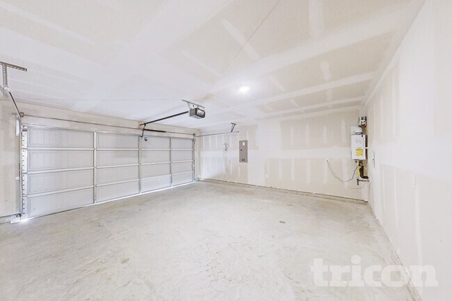 Building Photo - 830 Ginkgo Wy