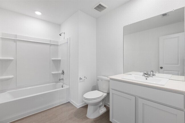 Building Photo - 16854 Great Highlands Dr