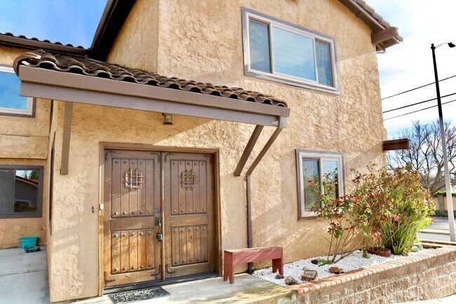 Building Photo - 35754 Mission Blvd