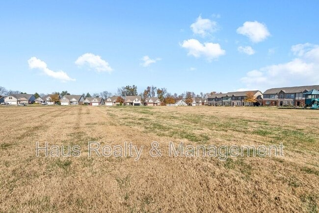 Building Photo - 172 Dundee Dr