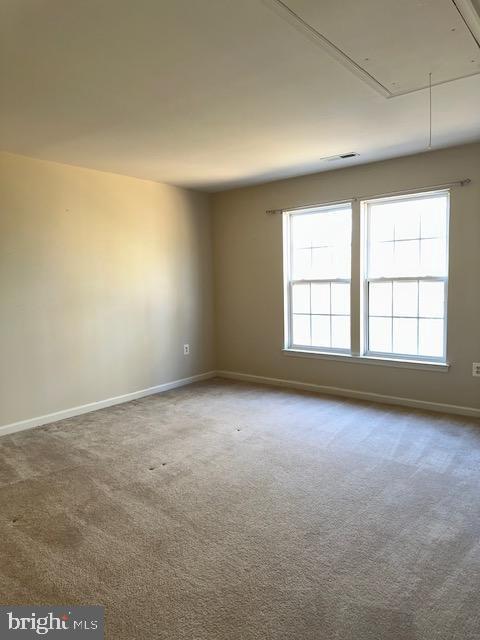 Building Photo - 37502 Oliver Dr