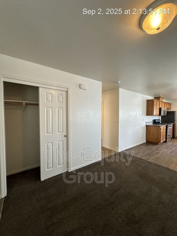 Building Photo - 2238 W Lark Ave