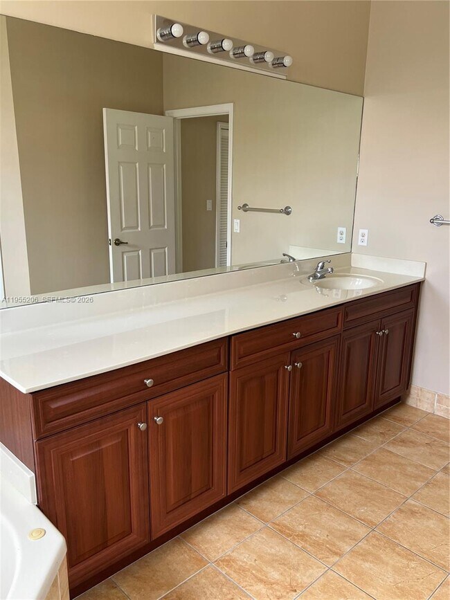 Building Photo - 15389 SW 90th Terrace