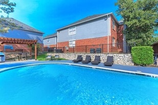 Building Photo - Villas of Sorrento Apartments