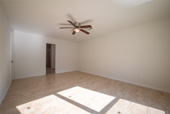 Building Photo - 1923 Big Horn Dr