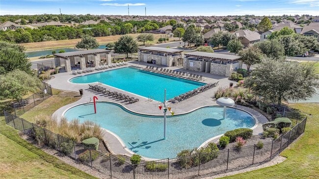 Building Photo - 412 Breccia Trl