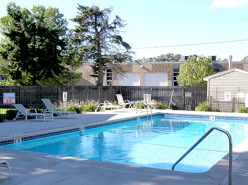 Building Photo - 2700-2727 Rhode Island Ave S. (Rhode Island Chateau)