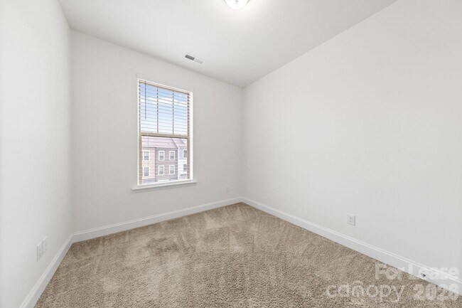Building Photo - 236 Judson Ave