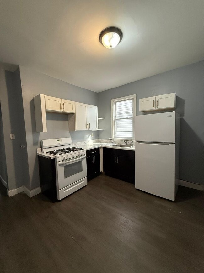 Building Photo - 101-103 South 7th LLC