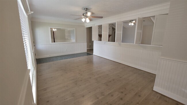 Building Photo - 21626 Park Tree Ln