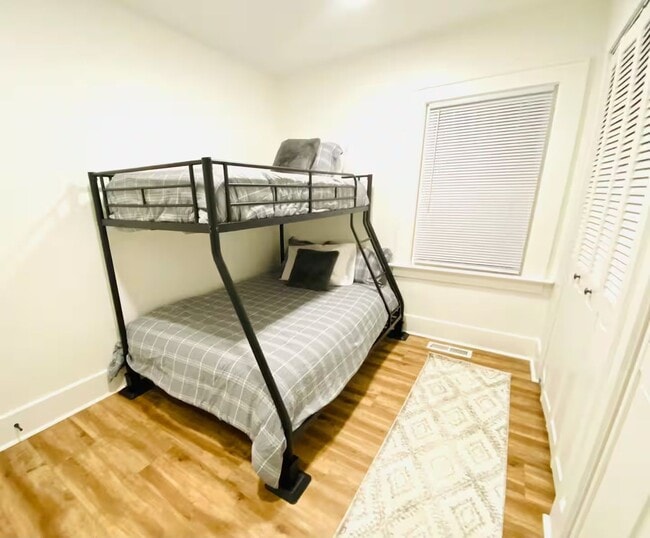 Building Photo - Beautiful Historic Home on Front Street in Lynden