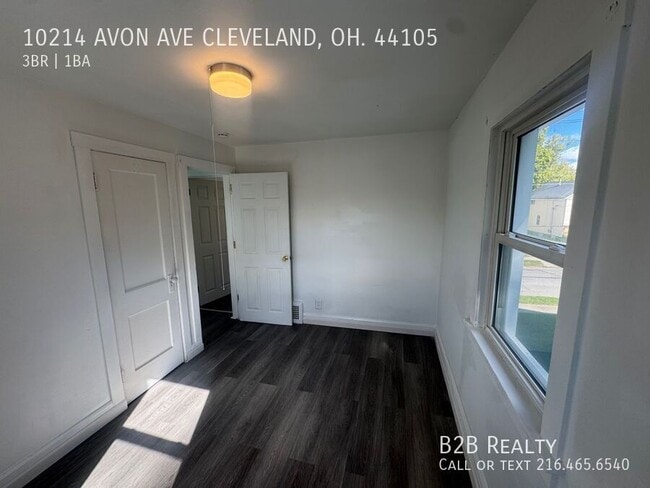 Building Photo - 10214 Avon Ave