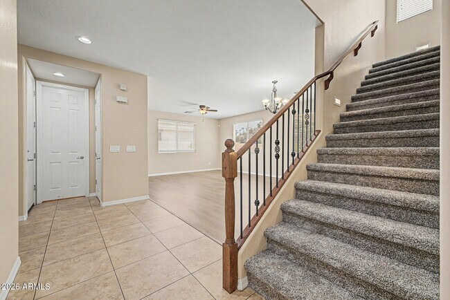 Building Photo - 2531 E Eleana Ln