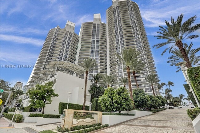 Building Photo - 400 Alton Rd