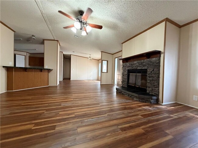 Building Photo - 1168 Lang NE Ln